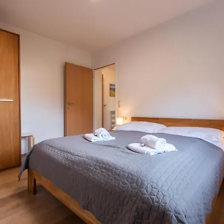 Alpenchalets-5 By Interhome * زيل أم سي