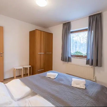 Lejlighed Alpenchalets-5 By Interhome